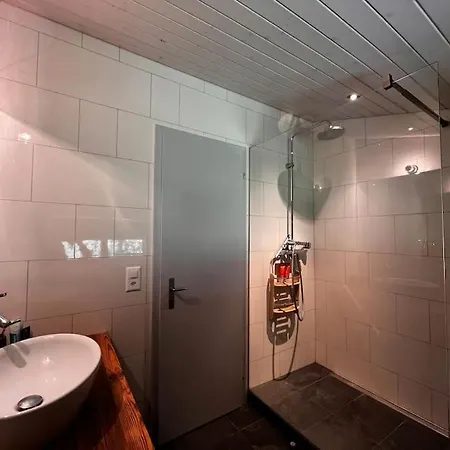 アパート Eiger Nest